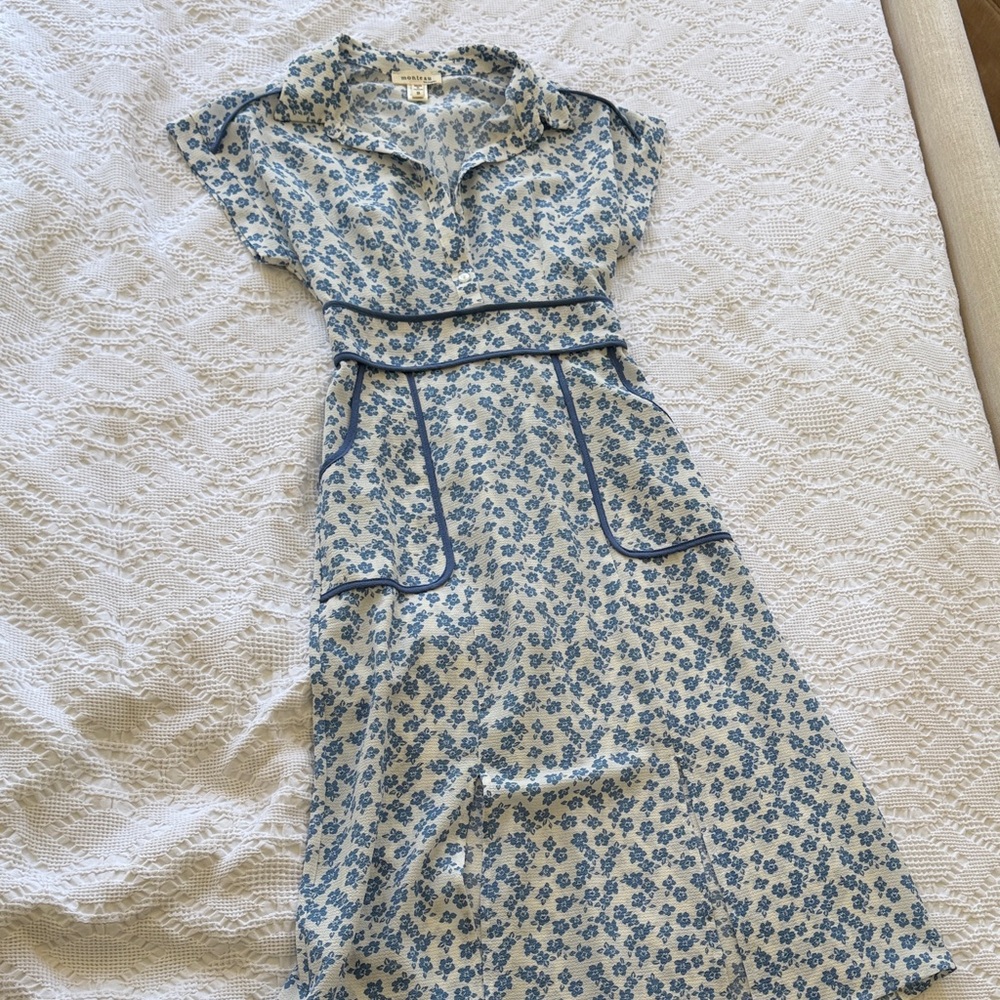 Blue Floral A-Line Dress with Piping